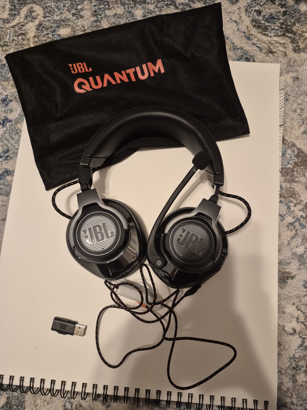 JBL Quantum Wireless Gaming Headset in Black